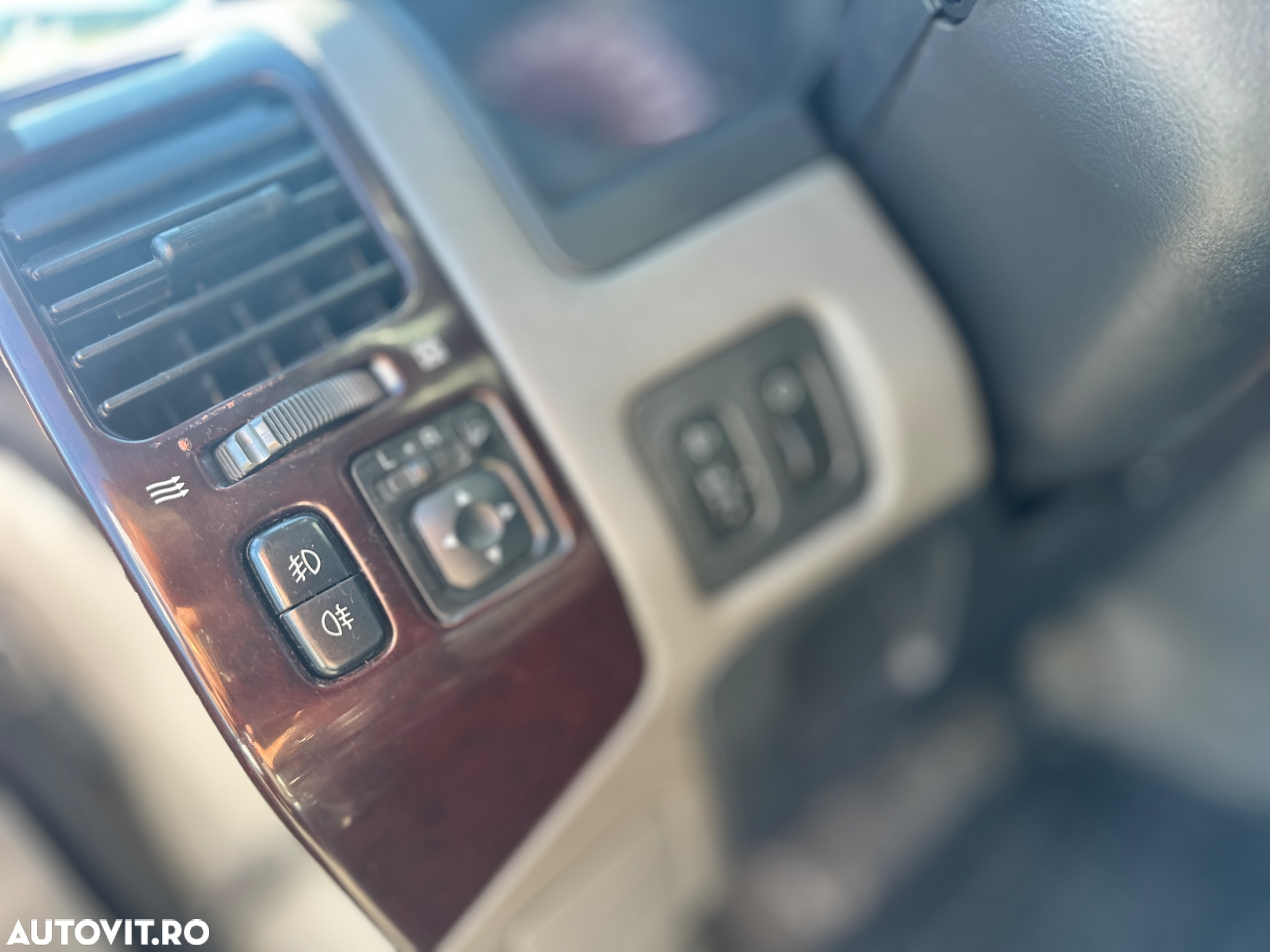 Mitsubishi Pajero SWB 3.2 DI-D GLS M/T, Piele - 15