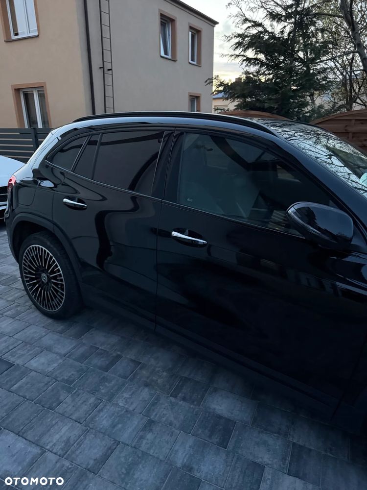 Mercedes-Benz EQA 300 66.5kWh 4-Matic AMG Line - 9
