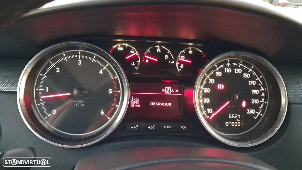 Peugeot 508 SW 1.6 e-HDi Allure 2-Tronic - 23