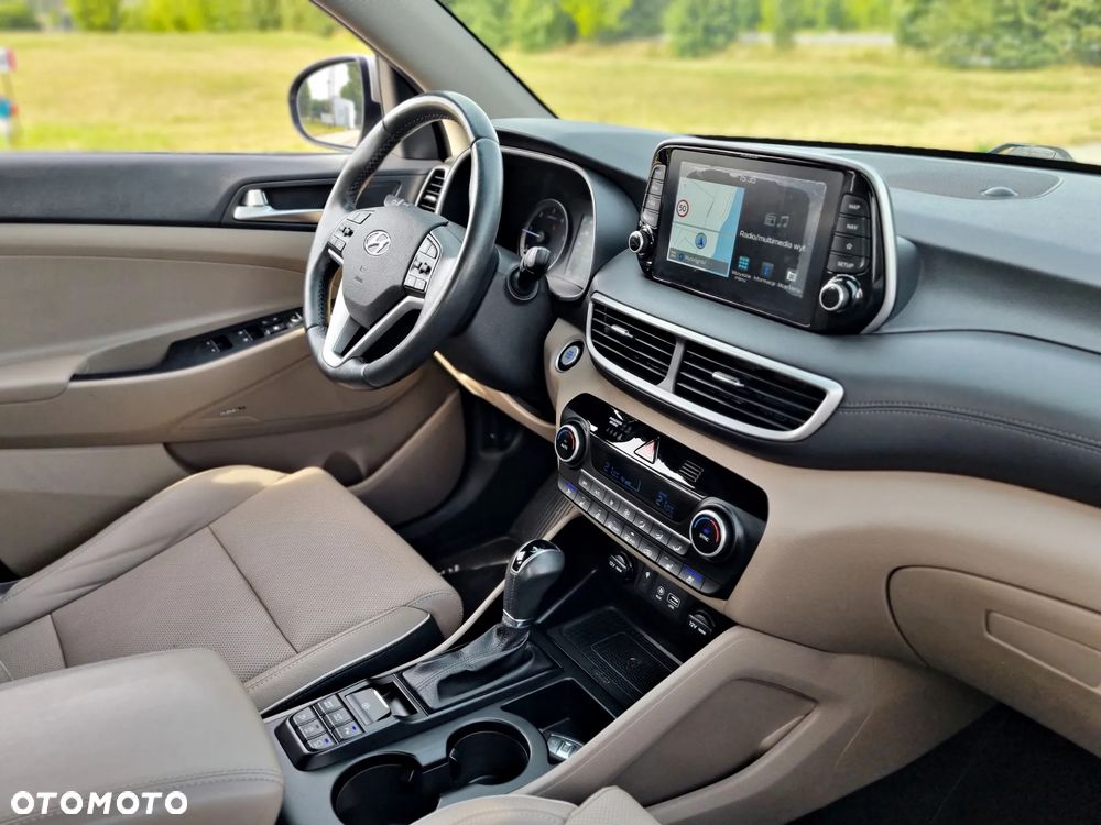 Hyundai Tucson blue 1.6 CRDi 2WD DCT Premium - 30