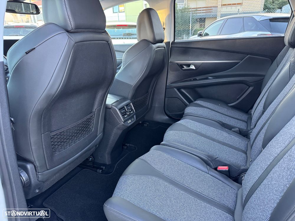 Peugeot 5008 PureTech 130 EAT8 Stop & Start Allure - 16