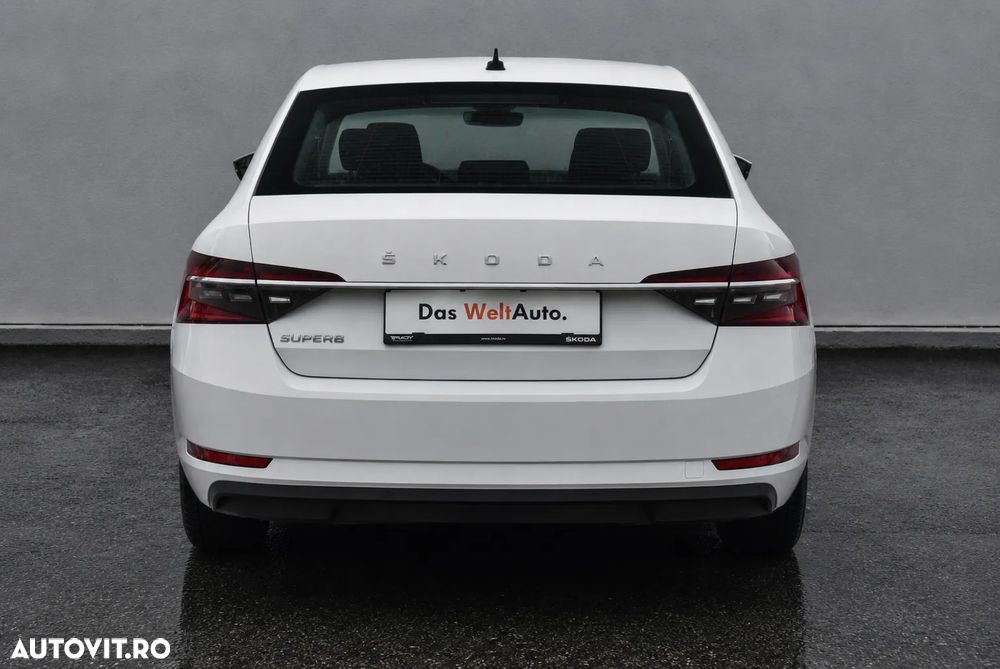 Skoda Superb 2.0 TDI DSG Ambition - 7