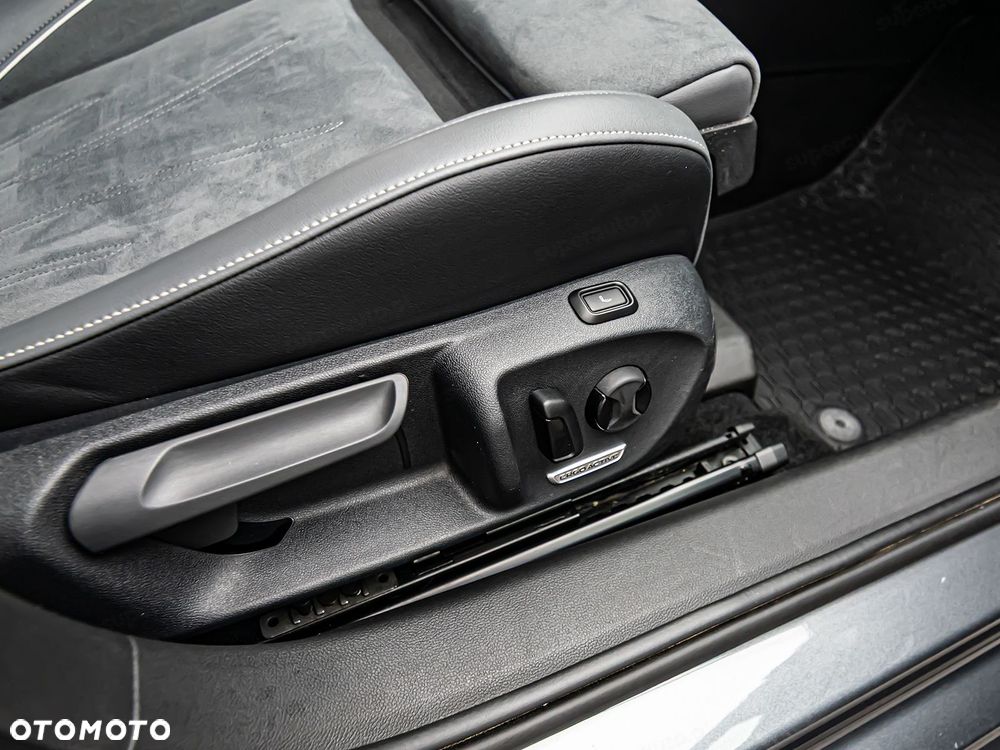 Volkswagen Passat - 9