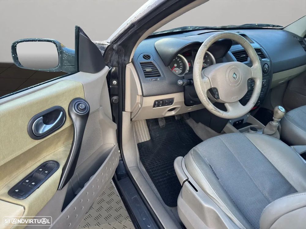 Renault Mégane CC 1.9 dCi Conf. Privilége - 22