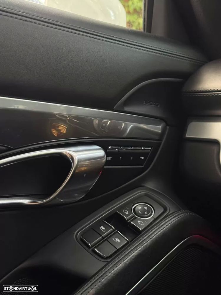 Porsche 718 Cayman 2.5 S PDK — fotografia 25