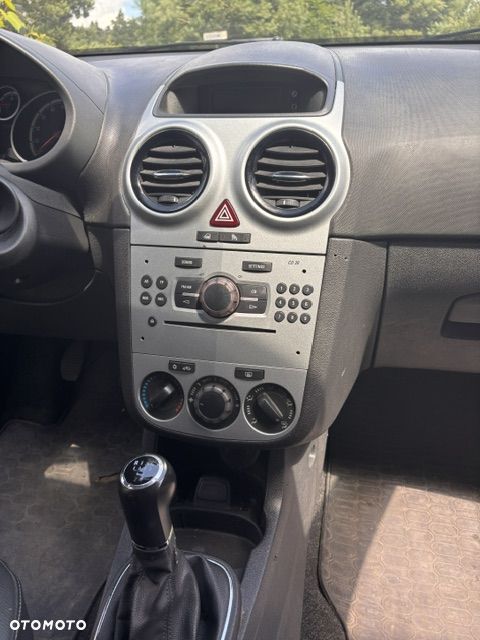 Opel Corsa 1.2 16V Enjoy - 11