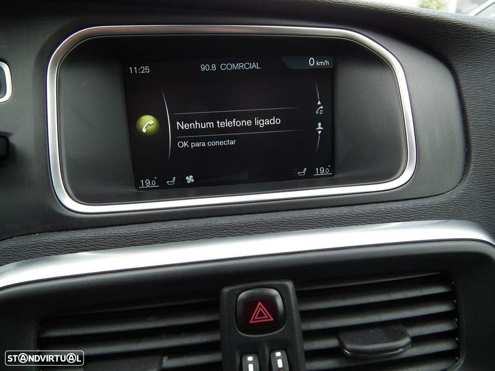 Volvo V40 1.6 D2 Momentum - 27