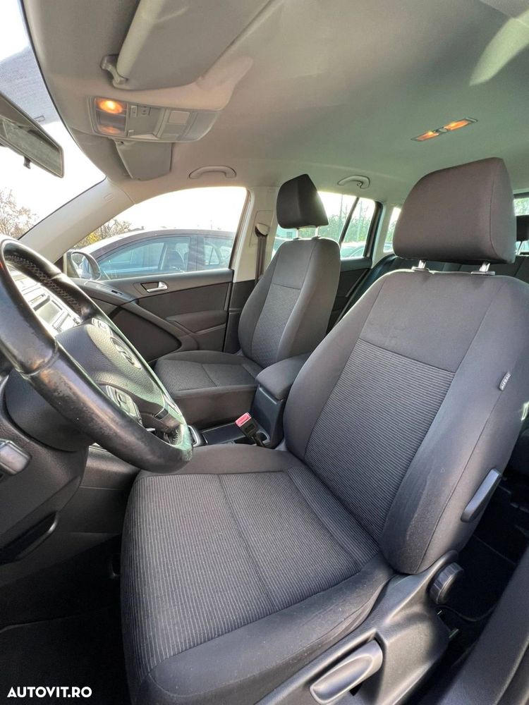 Volkswagen Tiguan - 10