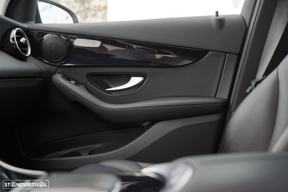 Mercedes-Benz GLC 300 de 4Matic - 35