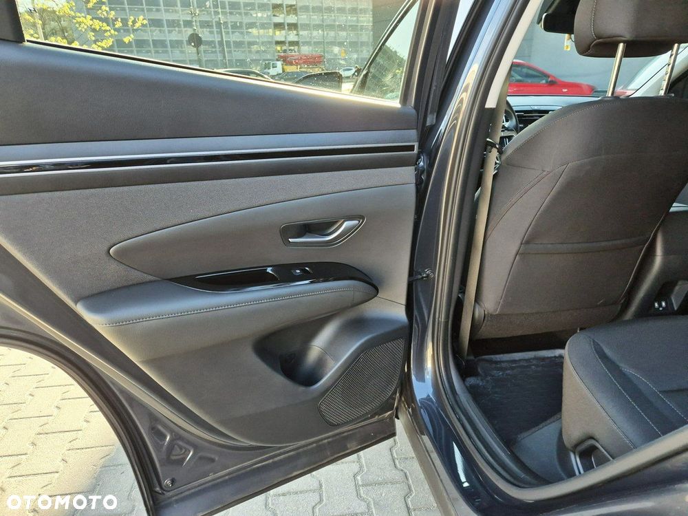 Hyundai Tucson 1.6 T-GDi Smart 2WD - 21