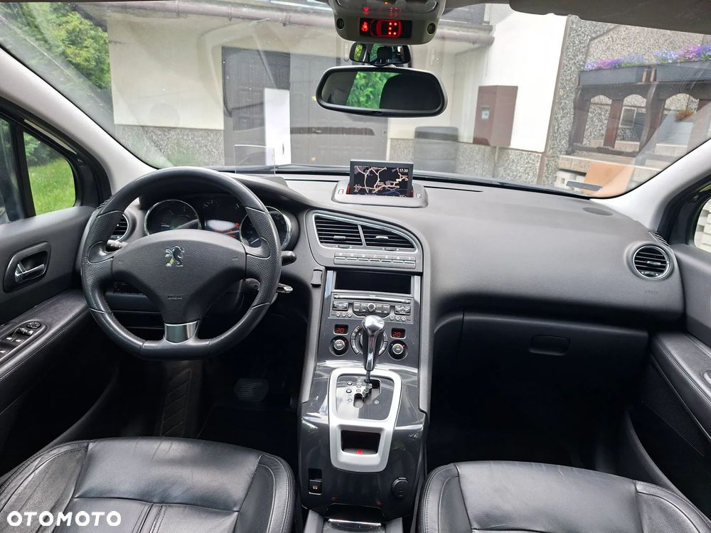Peugeot 5008 2.0 HDi Allure 7os - 10