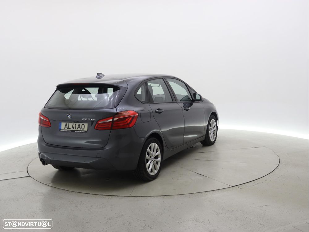 BMW 225xe Active Tourer - 6