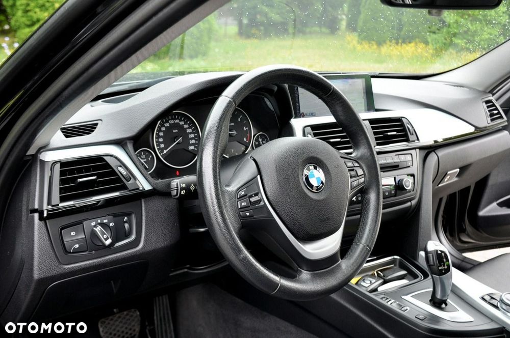 BMW Seria 3 - 22