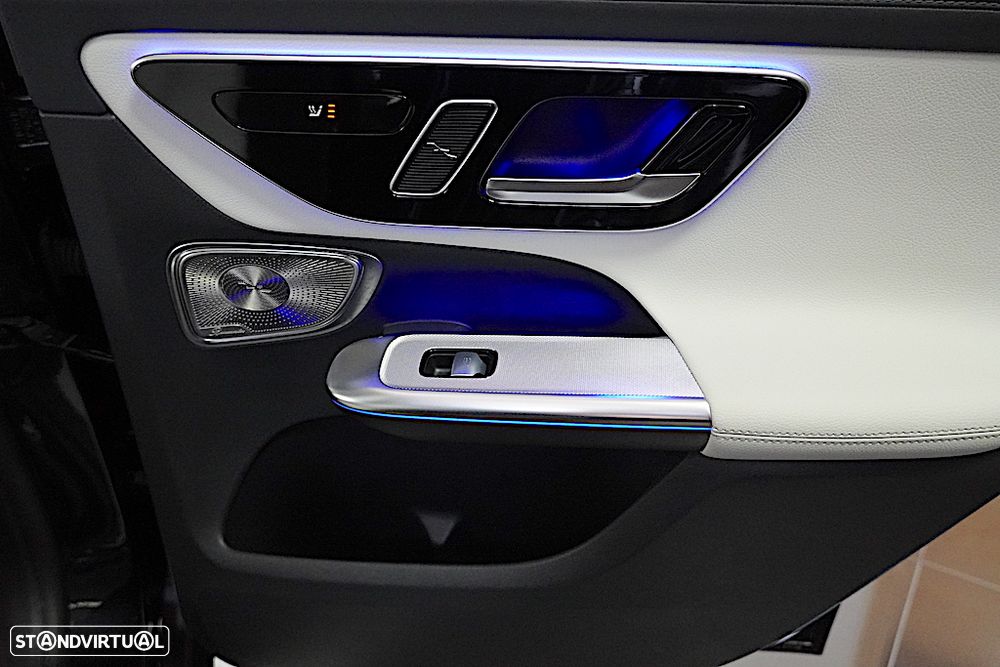 Mercedes-Benz GLC 300 e 4Matic 9G-TRONIC Edition AMG Line - 31