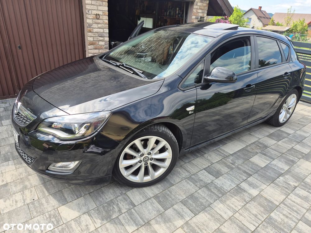 Opel Astra 2.0 CDTI DPF 150 Jahre - 8
