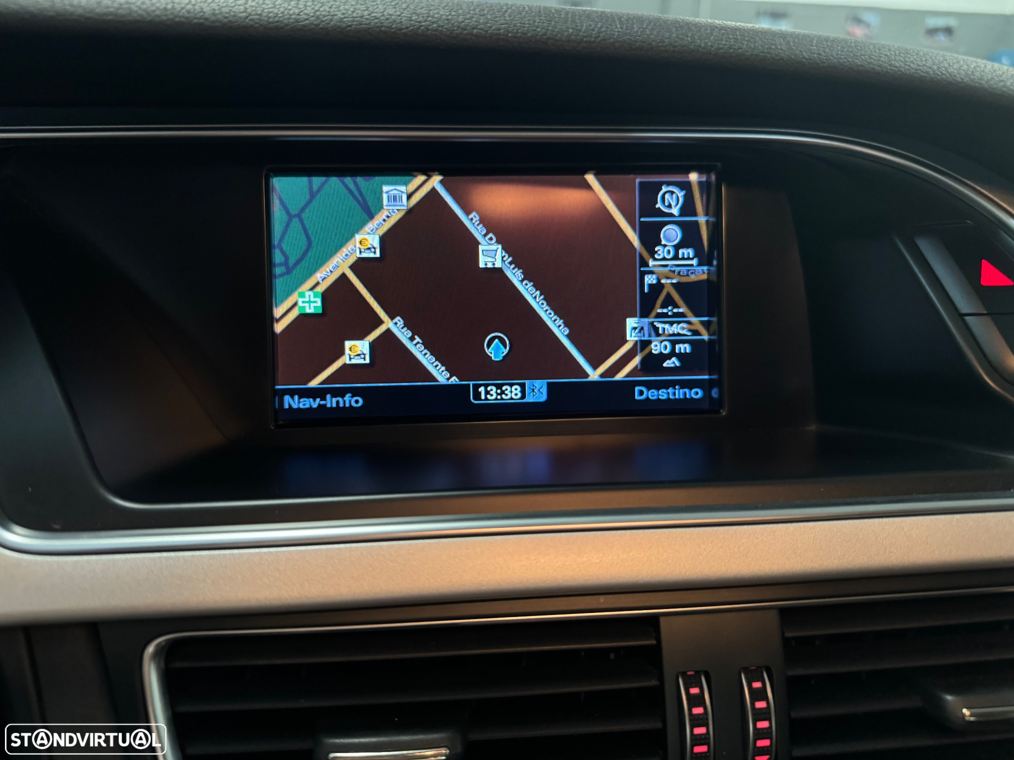 Audi A4 Avant 2.0 TDI Business Line Sport - 19