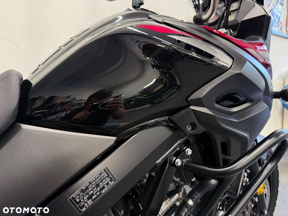 Suzuki V-STROM - 32