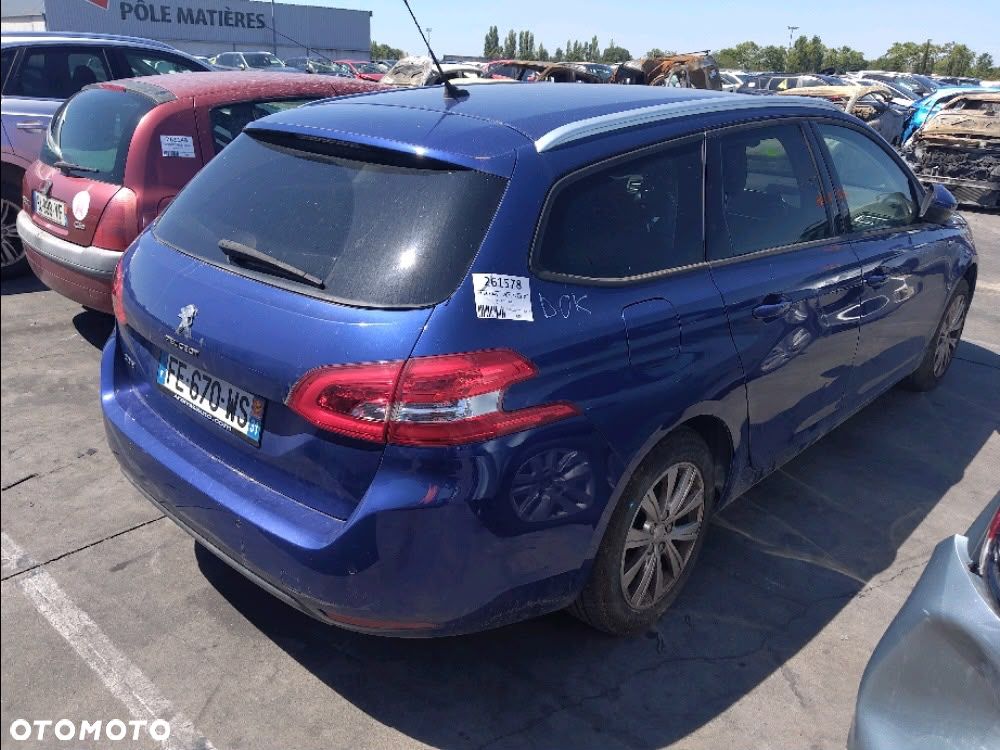 Peugeot 308 - 4