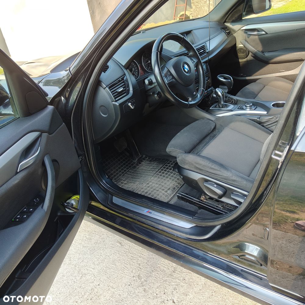 BMW X1 xDrive20d - 10
