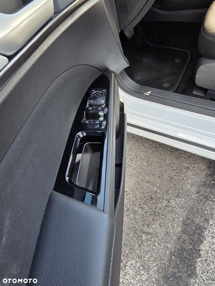 Ford Mondeo - 14
