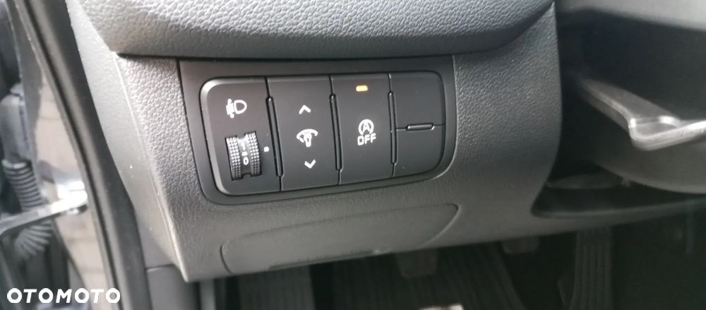 Kia Ceed 1.6 GDI Dream-Team Edition - 16
