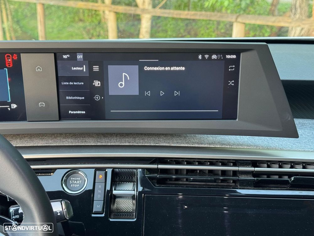 Peugeot 3008 1.2 Hybrid Allure e-DCS6 - 17