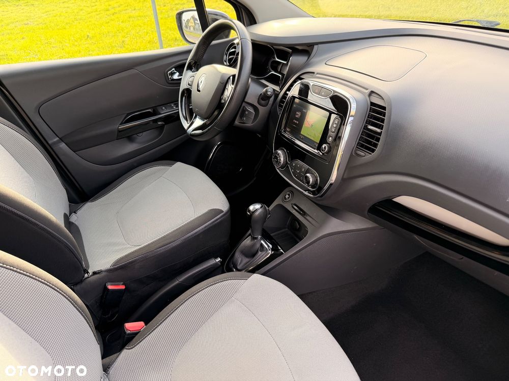 Renault Captur TCe 120 EDC Luxe - 24