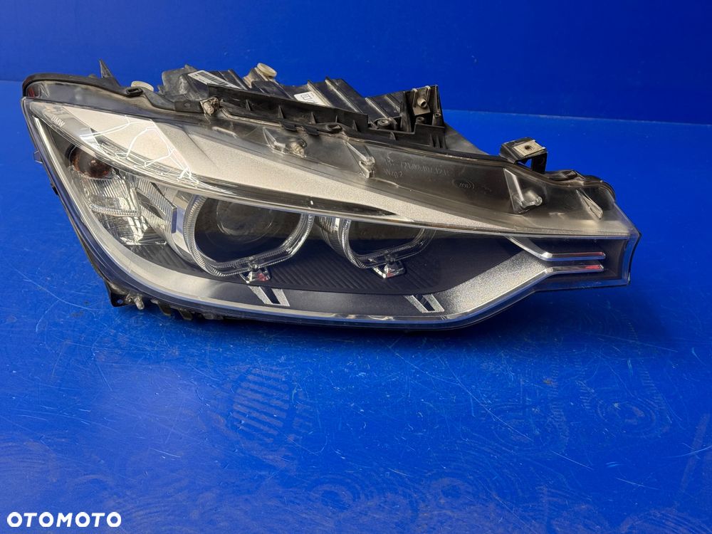 PRAWY BI XENON BMW F30 F31 EUROPA BDB - 1