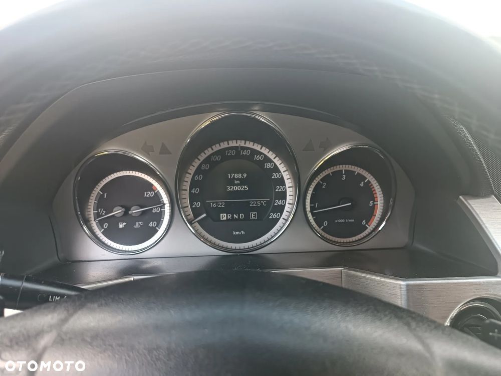Mercedes-Benz GLK - 5