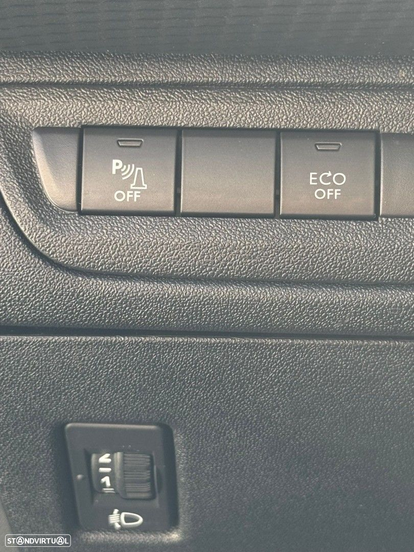 Peugeot 2008 PureTech 110 Stop&Start Urban Move - 21