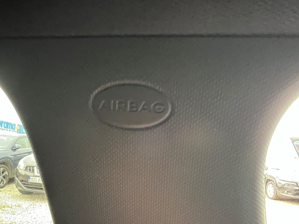 Hyundai i30 1.6 CRDi BlueDrive Premium DCT - 34