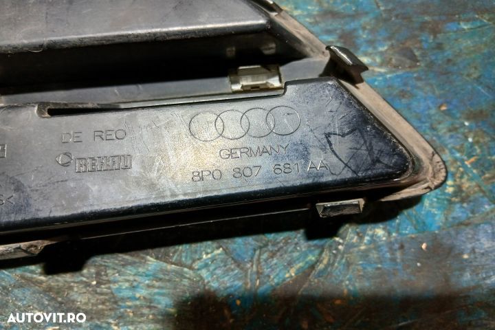 Grila proiector stanga 8P0807681AA 8P0807681AA Audi A3 8P/8PA [2th fa - 4