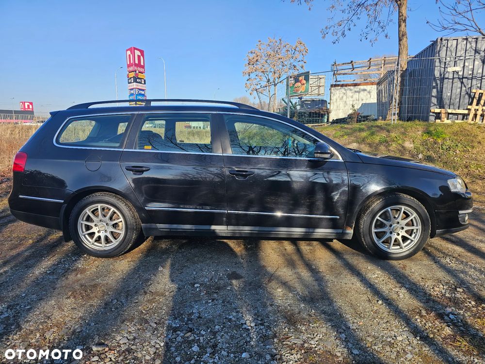 Volkswagen Passat 2.0 TDI Comfortline - 12