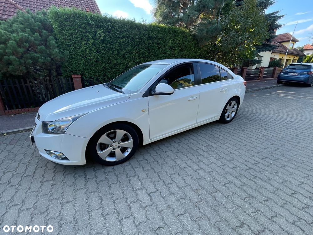 Chevrolet Cruze - 3