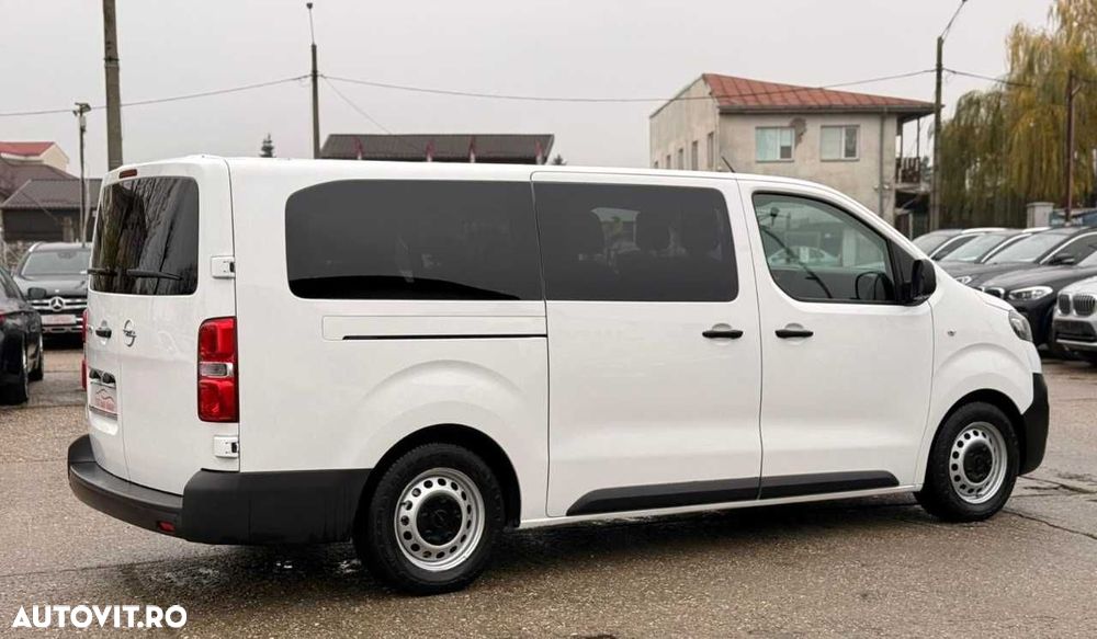 Opel Vivaro - 9