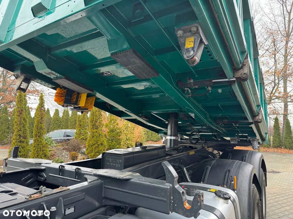 Mercedes-Benz AROCS 3351 6x6 WYWROTKA TRÓJSTRONNA Z BORDMATIKIEM - 15