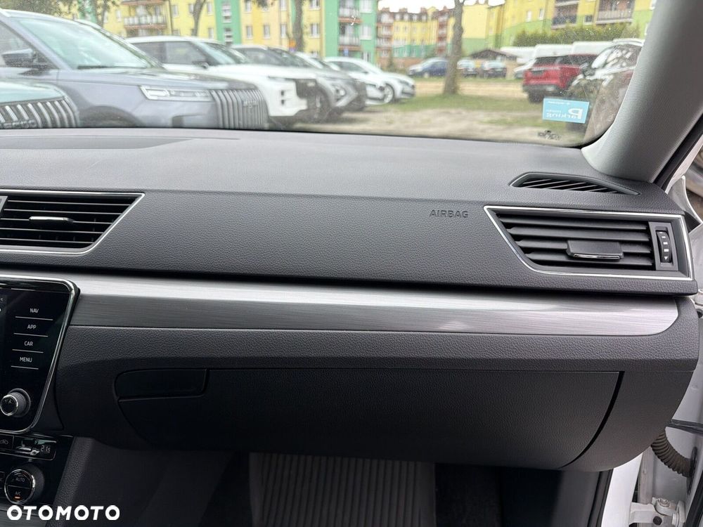 Skoda Superb 2.0 TSI Style DSG - 40