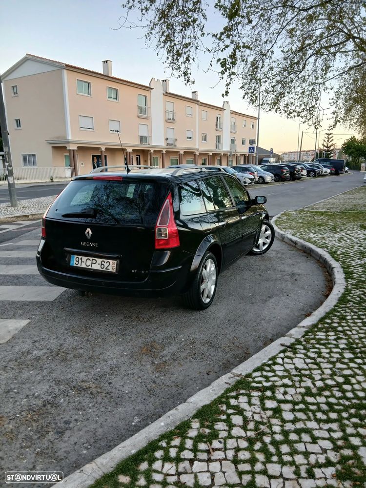Renault Mégane Break 1.5 dCi Privilège - 4