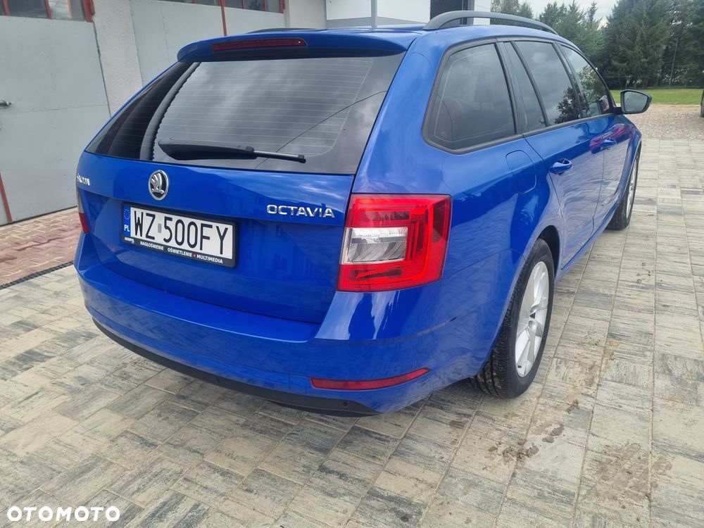 Skoda Octavia 1.6 TDI Drive DSG - 2