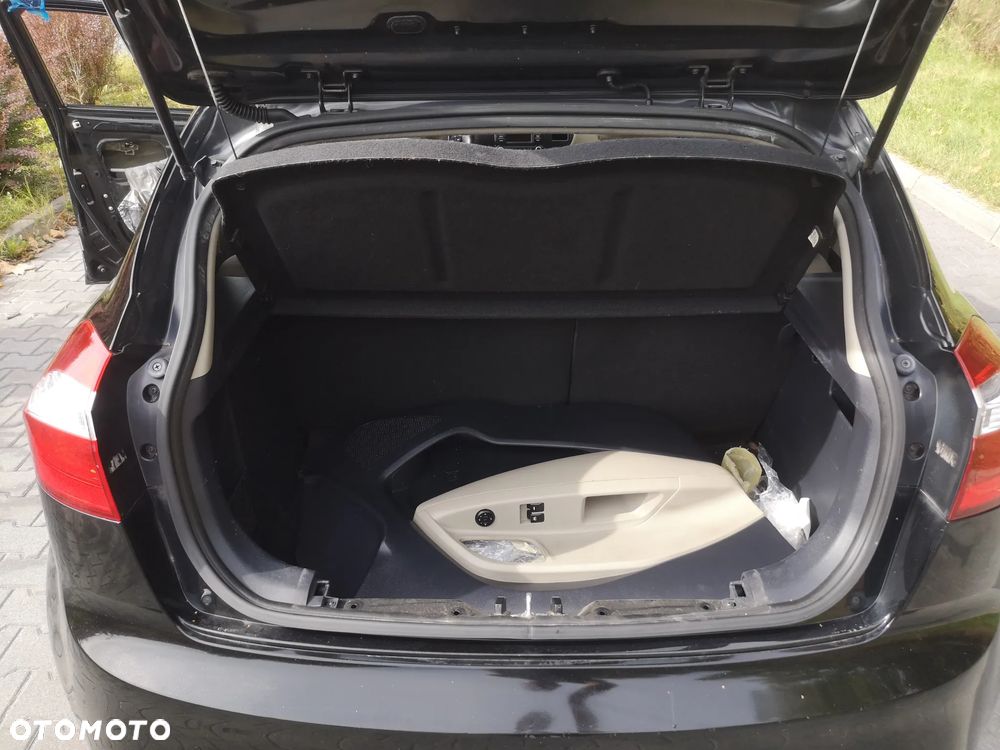 Kia Rio - 21