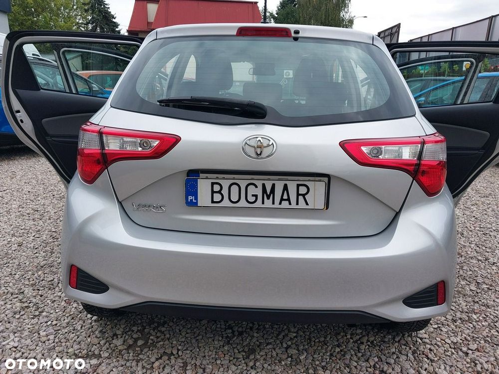 Toyota Yaris 1.0 Active EU6 - 9