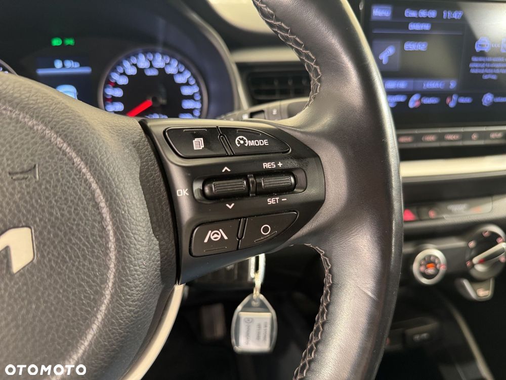 Kia Stonic - 19