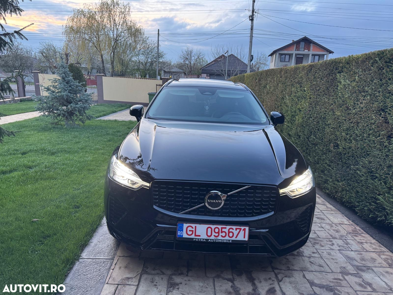 Volvo XC 60 B4 MHEV AT8 FWD R-Design - 5