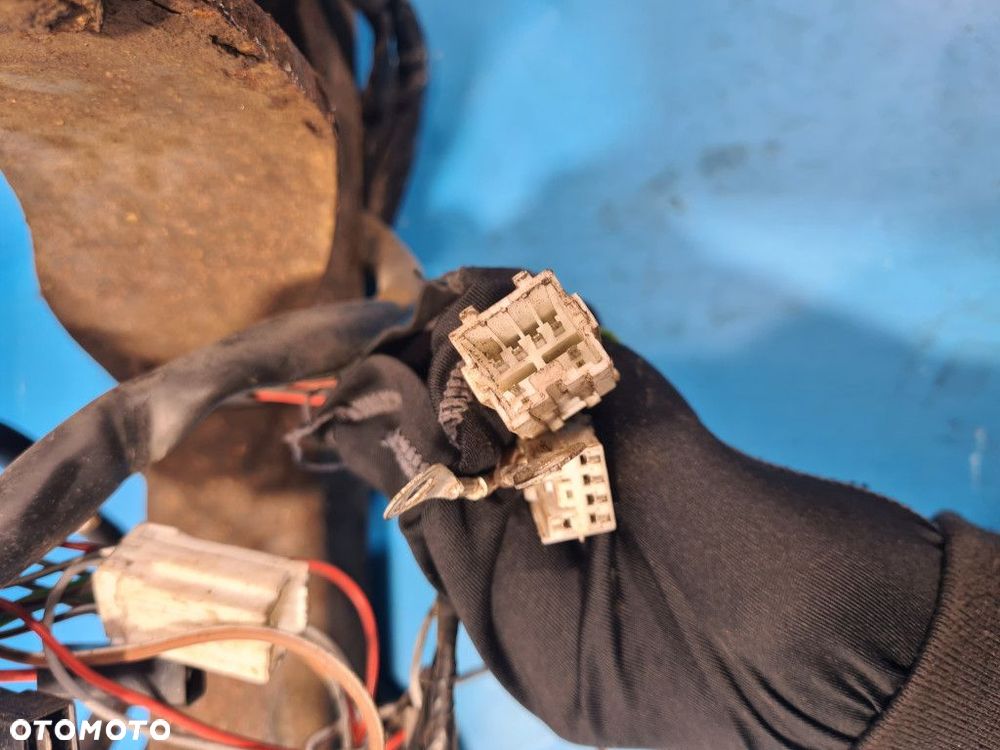 HAK DO PRZYCZEPY MITSUBISHI GALANT VIII - 7