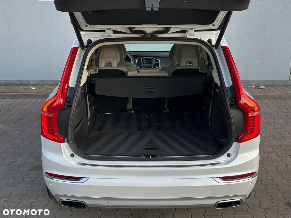 Volvo XC 90 T8 AWD Plug-In Hybrid Inscription 7os - 11