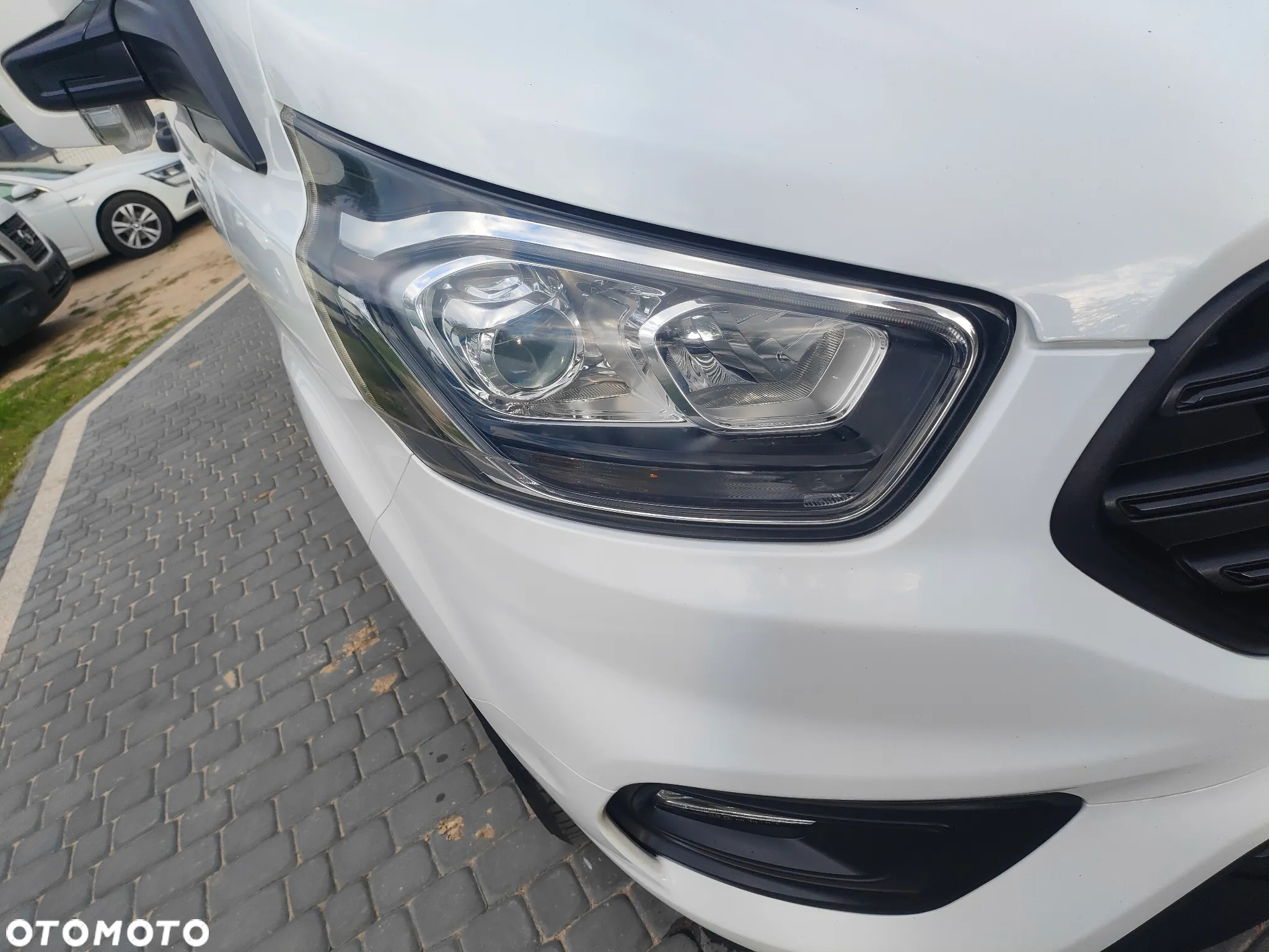 Ford TRANSIT CUSTOM 2019r 2,0 TDCI 130 KM L1H1 EURO 6  LEDY - 31