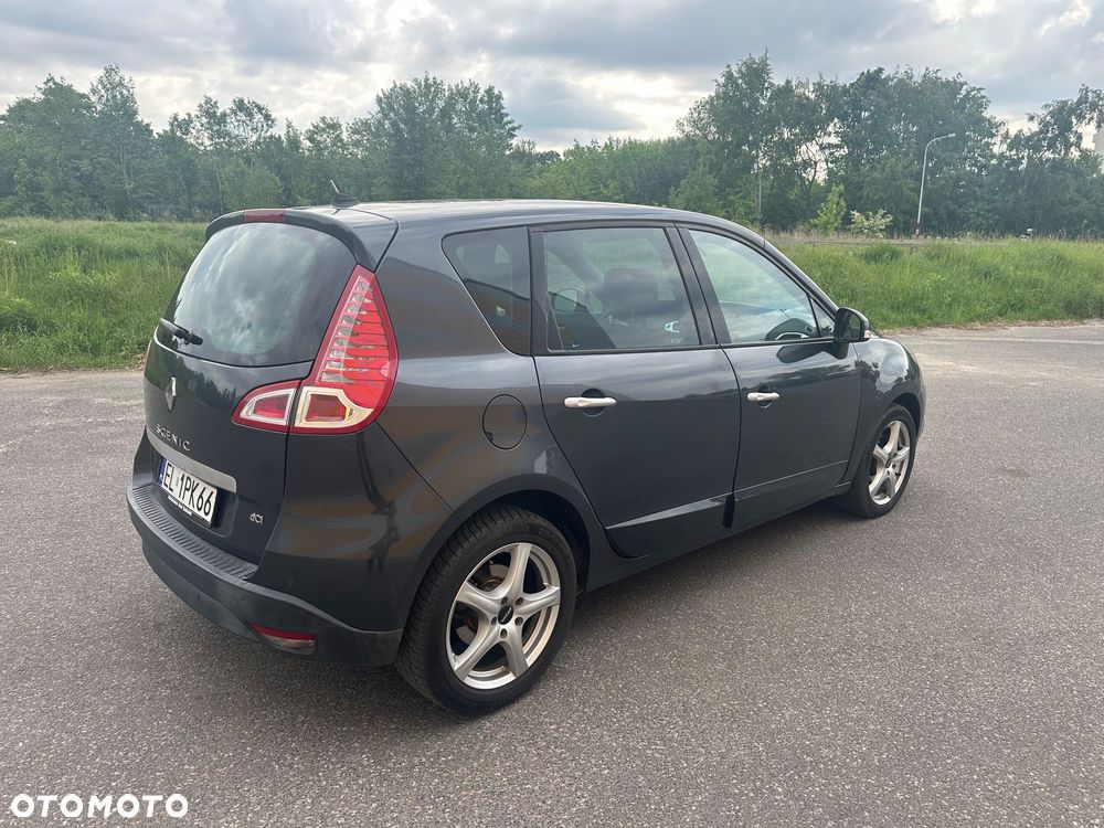 Renault Scenic 2.0 dCi Privilege - 5