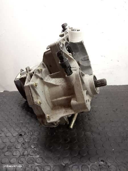 CAIXA VELOCIDADES RENAULT CLIO II 1991 -JB1963 - 1