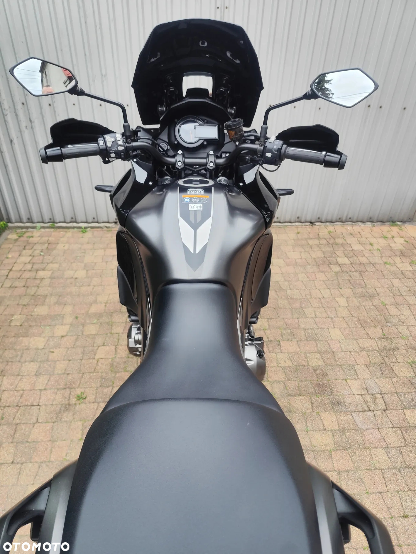 Kawasaki Versys 1000 - 8