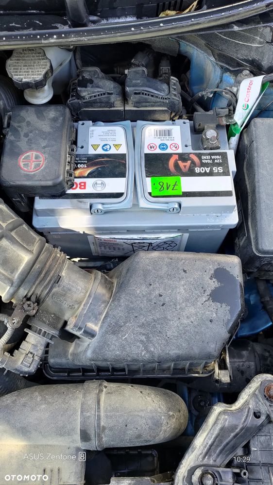 Hyundai i30 blue 1.6 CRDi Premium - 14